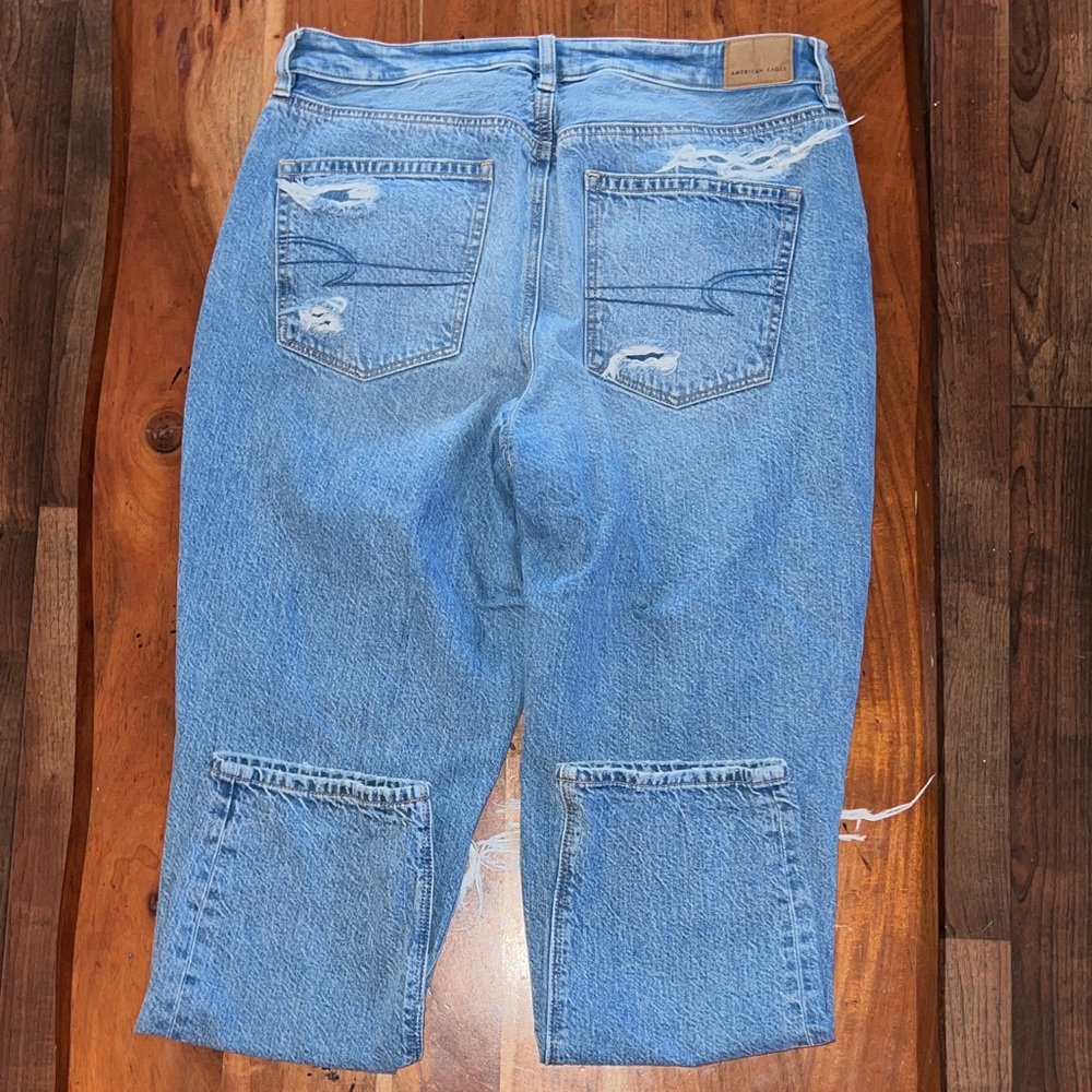 American Eagle Outfitters Light Blue Distressed Boyfriend Jeans - Picture 7 of 7